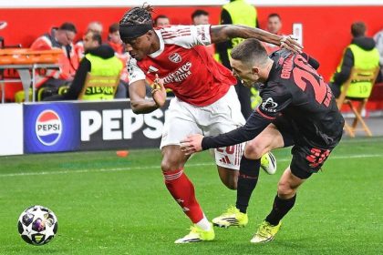 Leverkusen bol blizko k vitazstvu Arsenal zachranila pred prehrou diskutabilna penalta