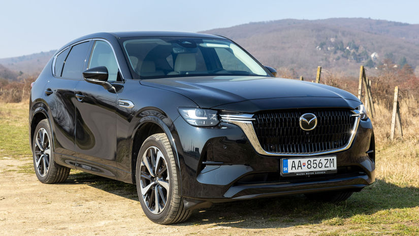 Mazda CX 60 japonske BMW X3 prekvapi naftovym 6 valcom a nizkou spotrebou