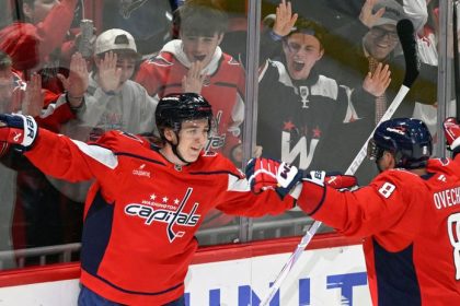 Oveckin bol blizko k 1000 golu v NHL Historicky moment ukradol Rusovi novacik