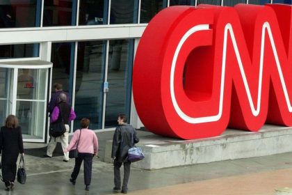 Pentagon a Biely dom ostro zautocili na televiziu CNN kvoli spravam o vojne s Iranom