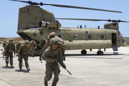 USA zvazuju vyslanie az 10 tisic dalsich vojakov na Blizky vychod