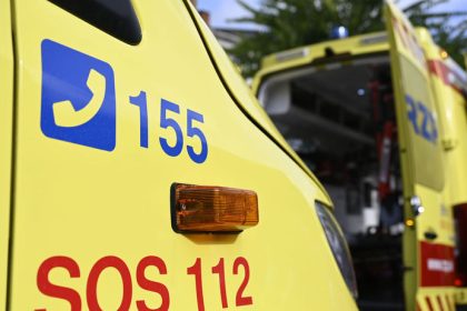 V Prahe vypadlo 15rocne dievca z okna skoly mohlo ist o pokus o samovrazdu