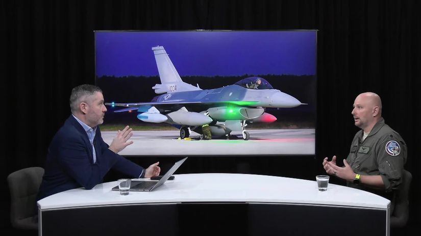 Velitel bojovej letky F16 pplk Gregor Najtazsie je tankovanie za letu Pocas vycviku bojujeme aj proti americkym pilotom