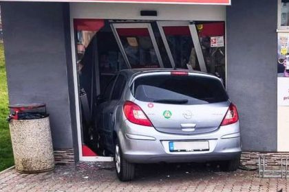 Vodicka si pomylila brzdu s plynom a skoncila v obchode
