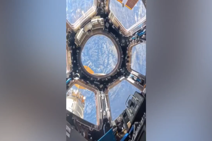 astronautka nasa predstavila vnutro iss pohlad na zem je ohromujuci na zaver pridala netradicny bonus