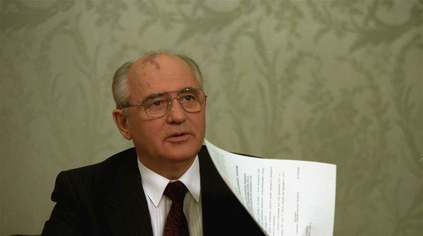 legendarny gorbacov by mal 95 rokov mnohi rusovia ho preklinaju preco ho povazuju za babraka zradcu a slabocha