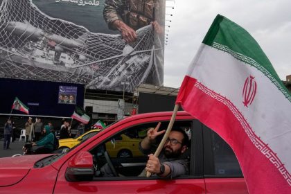 ONLINE Izrael a Libanon zasadavaju za spolocnym stolom Trump zaroven naznacuje nove rokovania v Pakistane