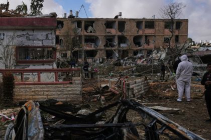ONLINE Vance hovori o pokroku v rokovaniach teraz je tah na strane Teheranu USA pozaduju od Iranu 20 rocny zakaz obohacovania uranu
