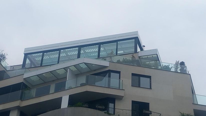 Premier Fico si takmer dvojnasobne zvacsil byt urady vraj o nicom nevedia Mikulec sa vyjadruje aj k sume
