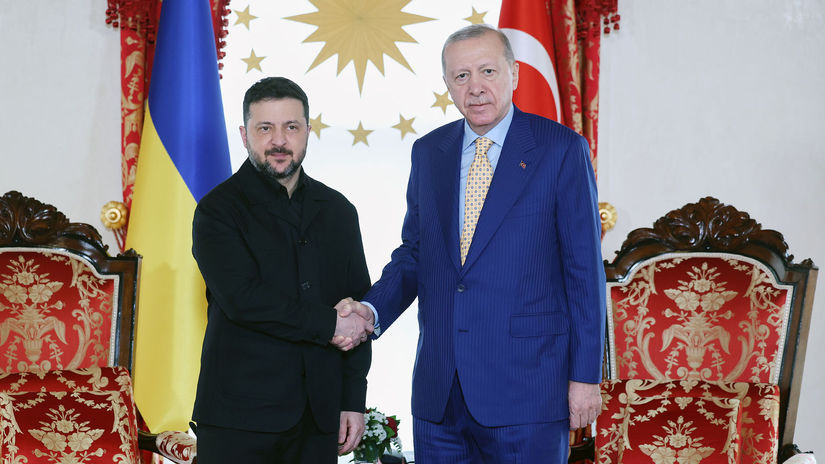 Zahadny Zelenskyj sa stretol s Erdoganom Co moze Kyjev ponuknut Ankare