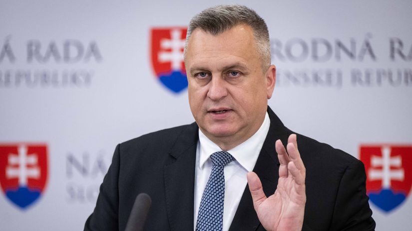 Danko hromzi List Ficovi je varovanim pre Tarabu Vraj vsak SNS vladu nepolozi