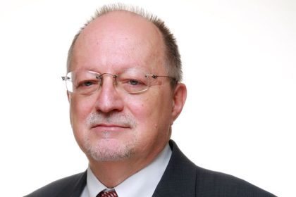 Dlhoron diplomat Jn Gbor Prekazal som nielen prezidentke Zuzane Caputovej