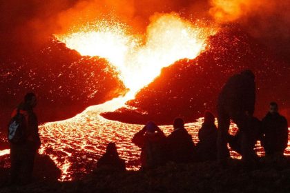 Pod europskou destinaciou tika bomba Sopka Methana po 100tisic rokoch oziava