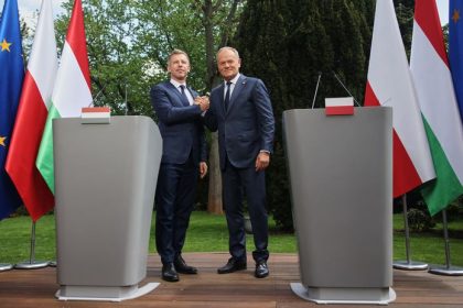 po rokoch sporov prichadza zmena polsku a madarsku chcu znovu silnu v4 premieri spomenuli slovensko