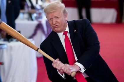 spoluzijaka chcel vyhodit z okna trump v mladosti sportoval a aj sikanoval