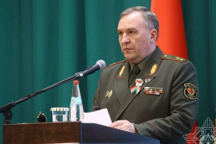 Bielorusky minister obrany Viktor Chrenin varuje pred globalnym konfliktom