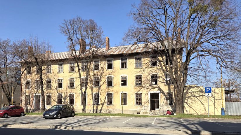 Koniec strasidla na Masarykovej Chatrjuce uciliste v Kosiciach pojde k zemi