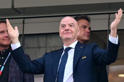 Navrat Ruska otvaraci zapas Palestiny s Izraelom Prezident FIFA chce turnaj pre vsetky krajiny sveta