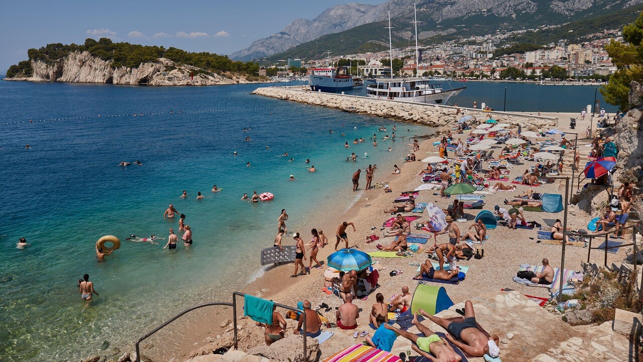 Chorvatsko celi problemu ktory turisti na dovolenke nezaregistruju Domacim sa sezona zacina vymykat spod kontroly