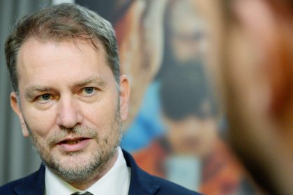 Dvesto eur za odpoved potom vysmech na internete politolog ostro o matovicovej kampani volicom zavesili na krk terce