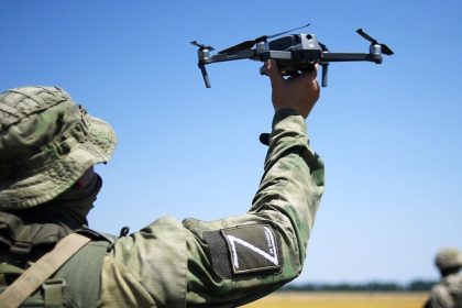 Rusko celi problemom pri nabore do dronovych vojsk studenti odmietaju zmluvy vojny