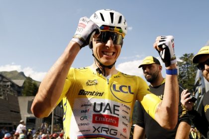 Totalna dominancia Pogacar zautocil na konci a dal konkurentom tvrdou lekciu Cyklistika Sportweb