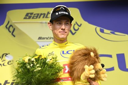 mysleli ze dopuje no v skutocnosti za tim bola rakovina bojovny viking ju prekonal a teraz vedie tour de france cyklistika sportweb