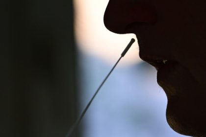 Co odhalilo sest rokov pandemie COVID 19 Vedci objasnili fakty o vakcinach ruskach a lockdownoch