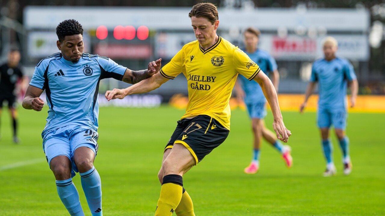 Okrem vyhry dalsi velky bonus pre Slovan V odvete na Tehelnom poli bude Mjallby AIF vyrazne oslabeny Euroske pohare Futbal Sportweb