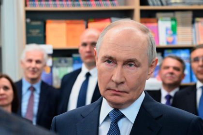 Putinova navsteva priniesla uzaveri aj prekazky Miestni si robili zrty z opravenych ciest aj cien benzinu