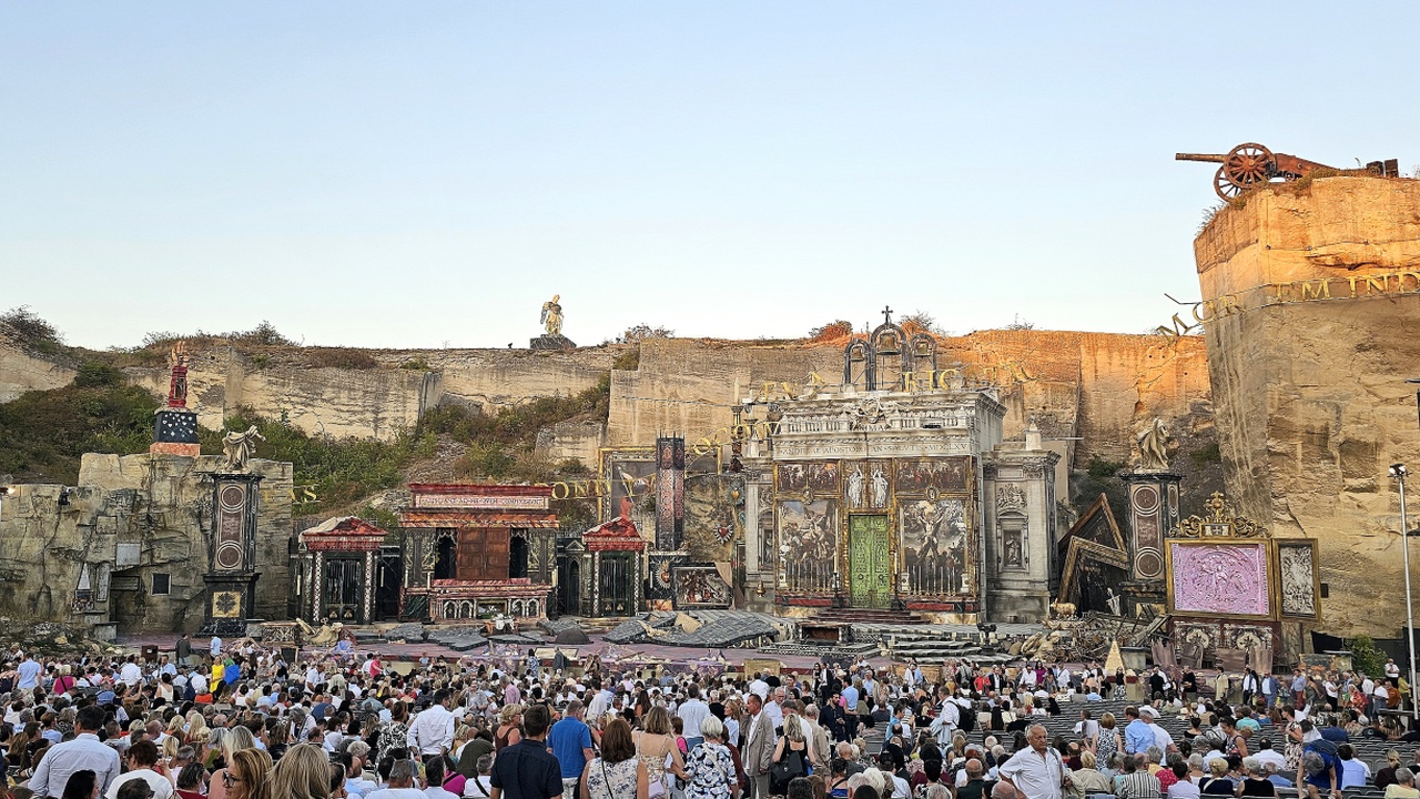 Tosca medzi skalami Takuto operu len tak neuvidite Kultura Spravy
