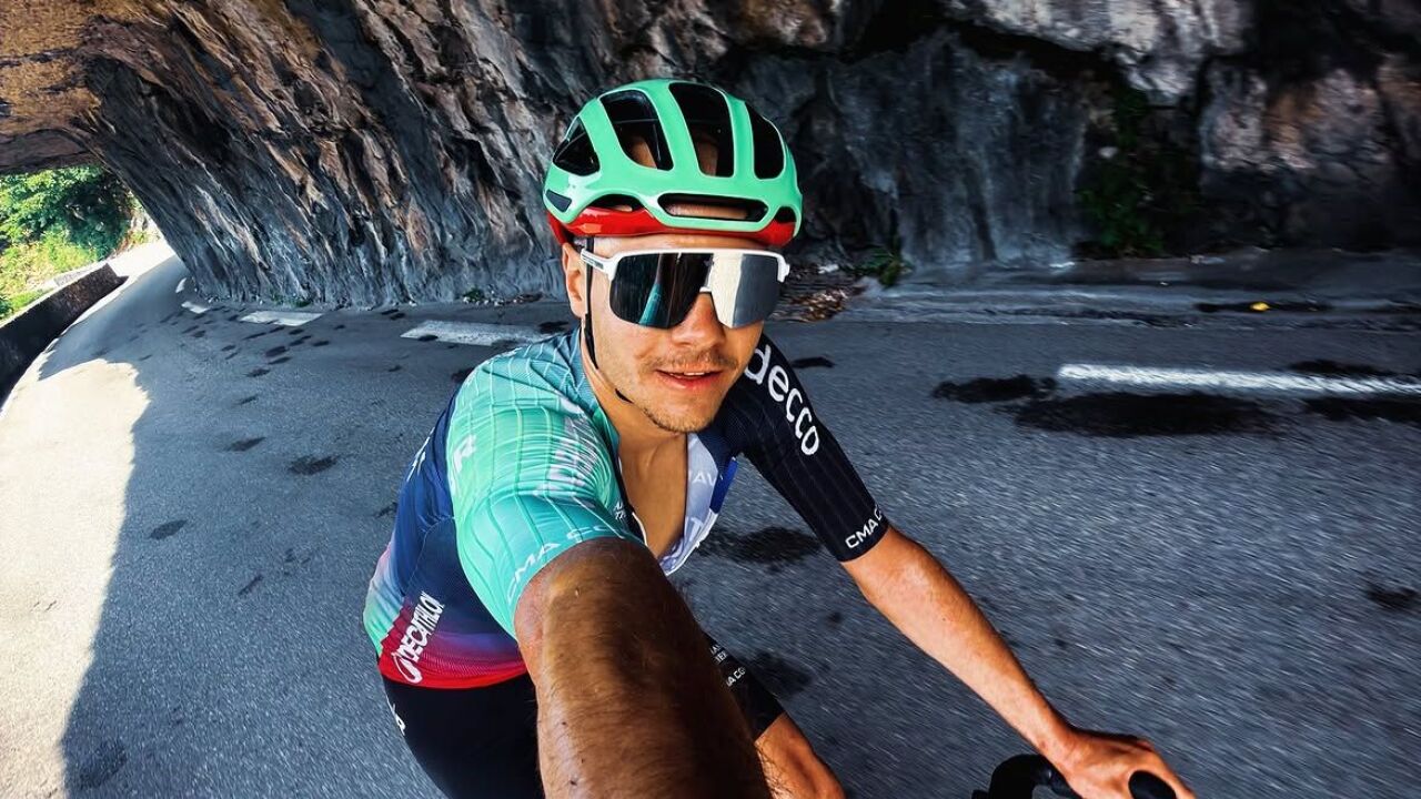olympijsky vytaz prehodil svoju karieru naruby caka ho premiera medzi profesionalnymi cyklistami zimne sporty sportweb