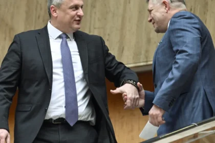 Fico s Dankom: Kuffovu nomináciu nestiahne, SNS trvá na svojom