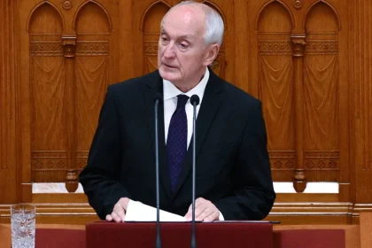 Maďarsko zasiahla nekrvavá revolúcia, prezident avizuje zmeny