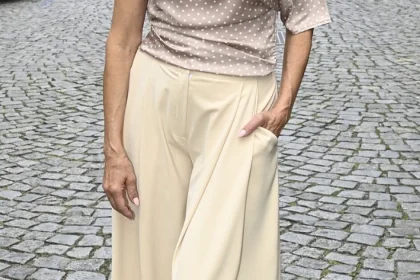 Naozaj má 65 rokov? Veronika Žilková ukázala odvážny záber v čipke a podprsenke