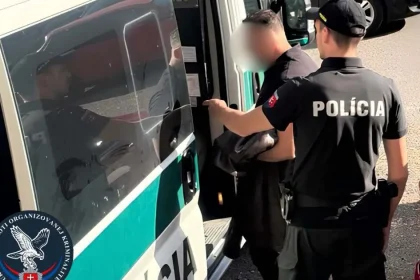 Po siedmich rokoch na úteku zadržali muža obvineného z obchodovania s ľuďmi
