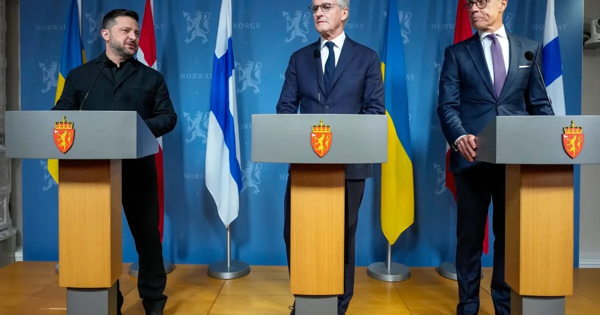 Rokovaním troch veľmocí o Ukrajine bez Ukrajiny? Zelenskyj má jasný odkaz