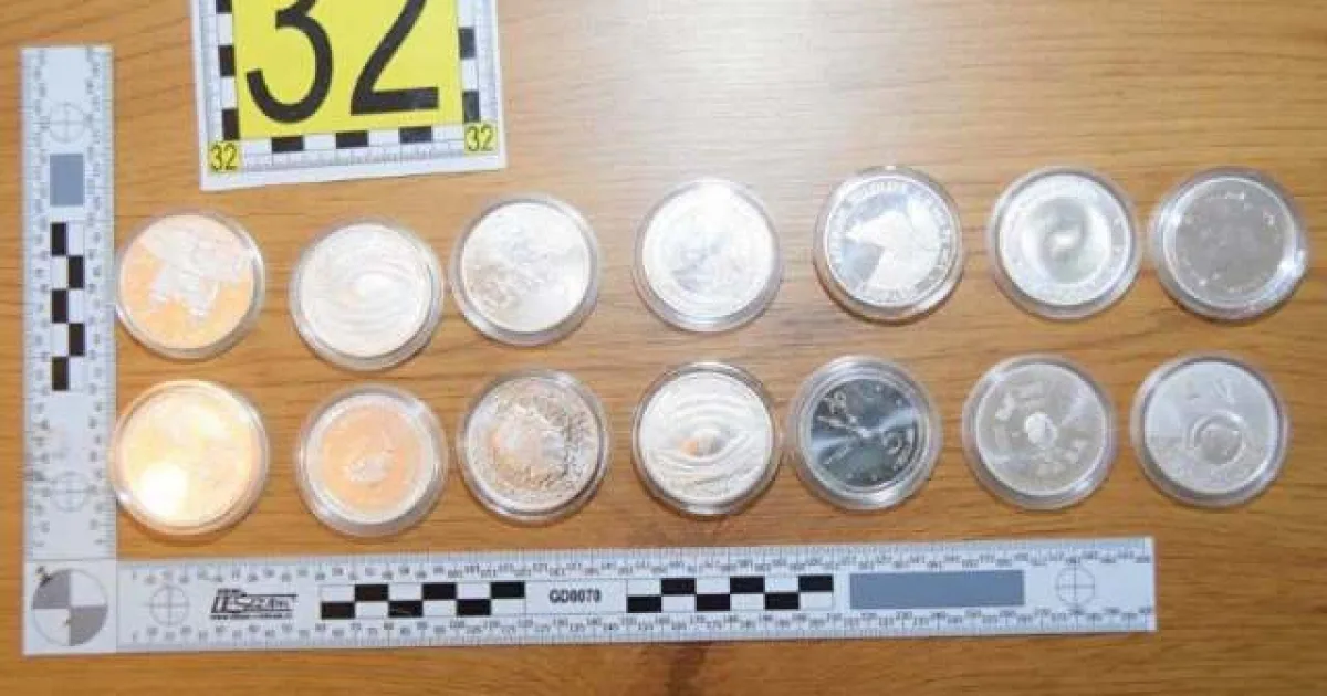 Škody v stovkách miliónov eur, podozriví sú aj policajti