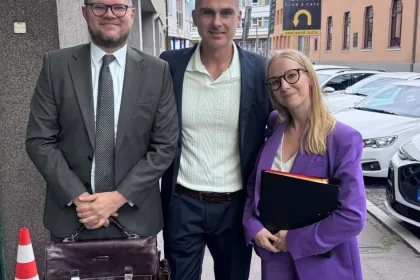 Svítok prišiel o funkciu aj plat, rezort žiada súhlas úradu