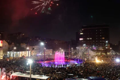 Zmena kurzu Srbska: Nová vláda podľa Brnabičovej najprv udrie na Rusko